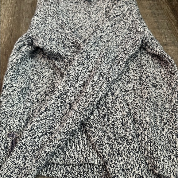 J. Crew Monochrome Knit Pullover - Picture 3 of 5